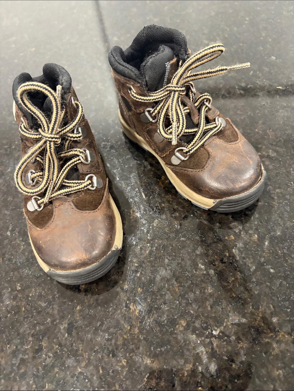 Toddler Brown Leather Hiking Boots - Durable Outdoor Trail Shoes